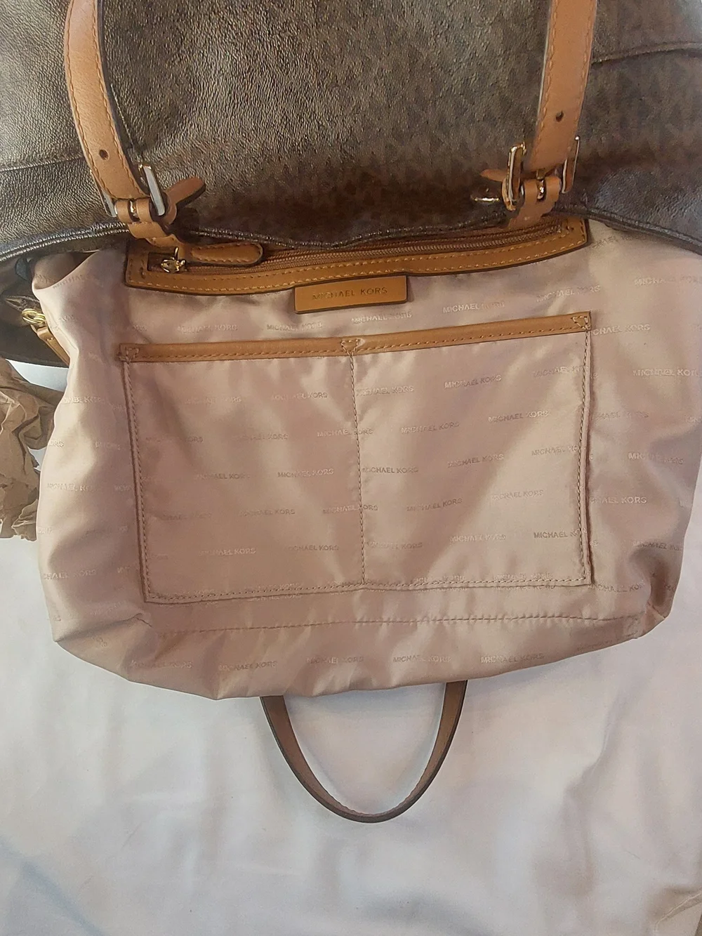 Michael Kors Jet Set Medium EW Signature Tote Brown Acorn LIKE NEW